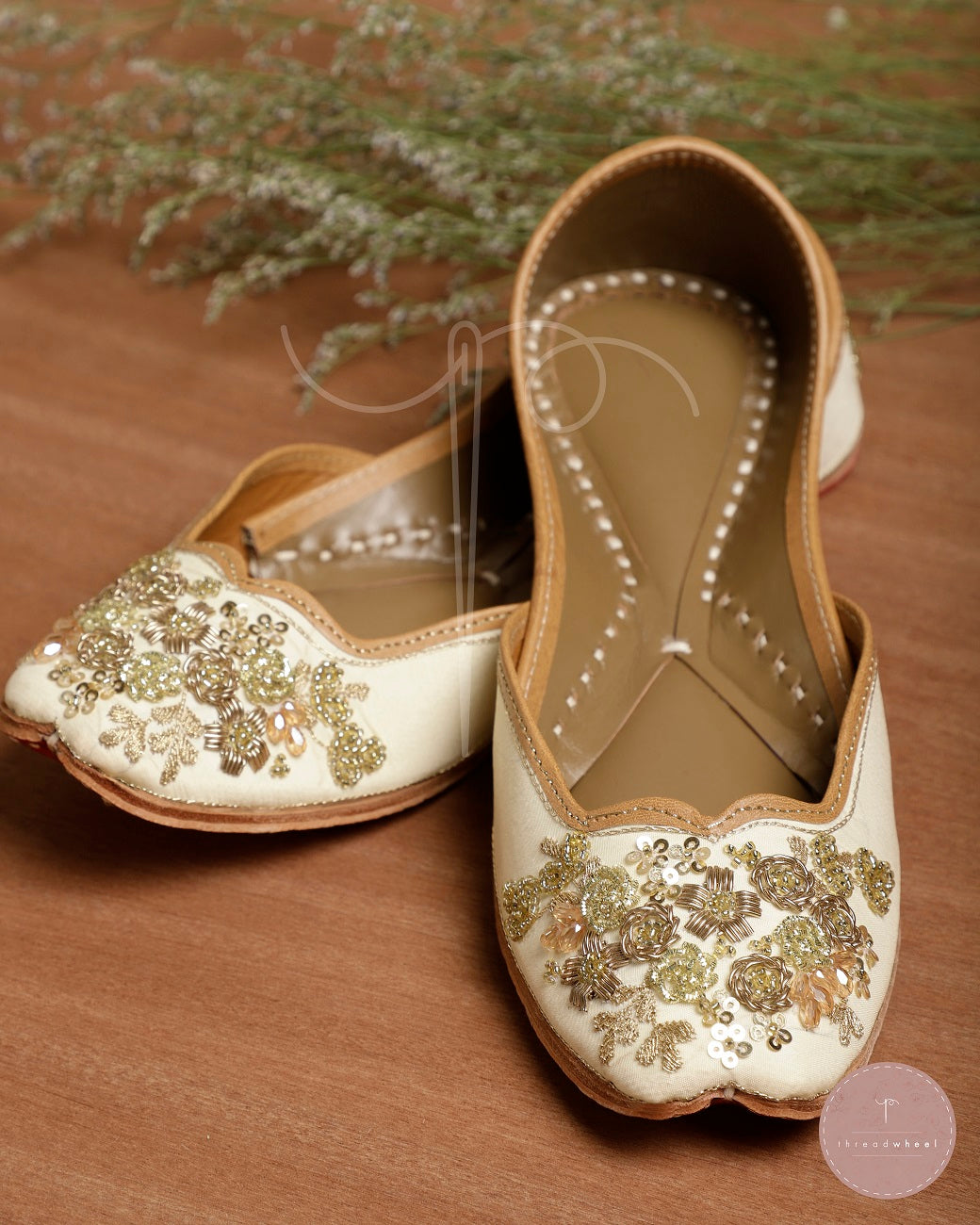 Alila Mojris (Cream)