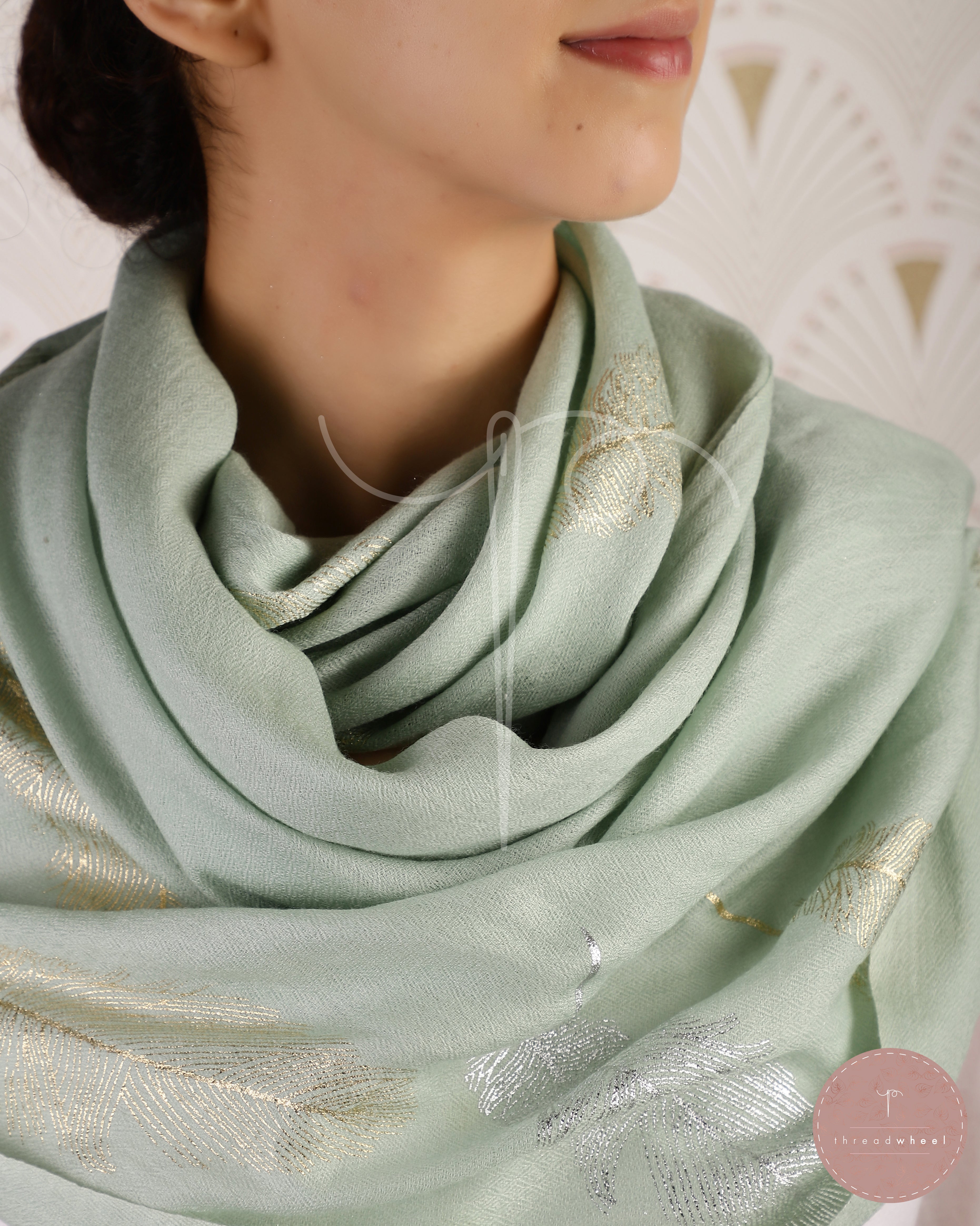 Afreen Stoles